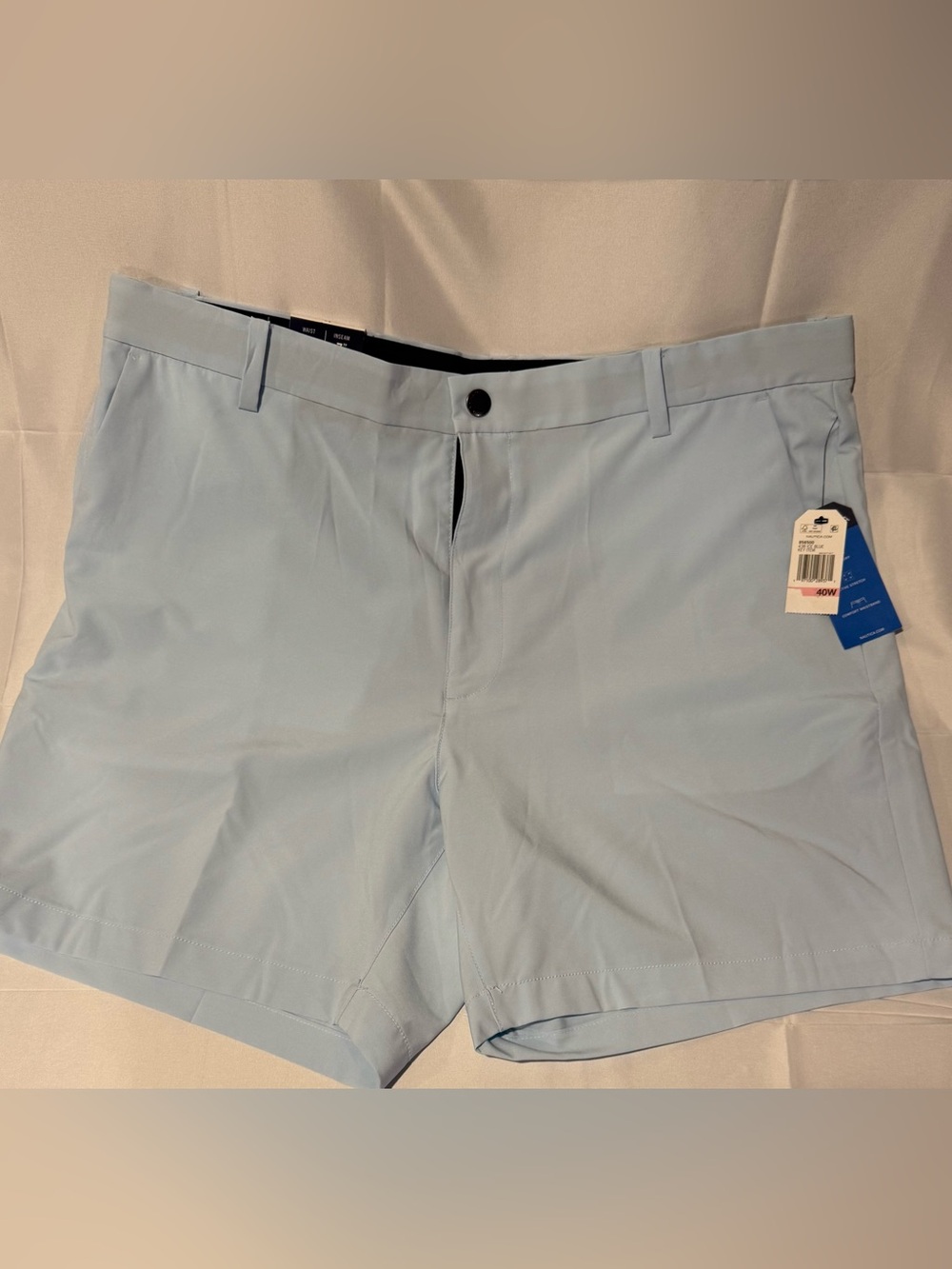 Nautica Mens NWT Light Blue Performance Shorts 40W